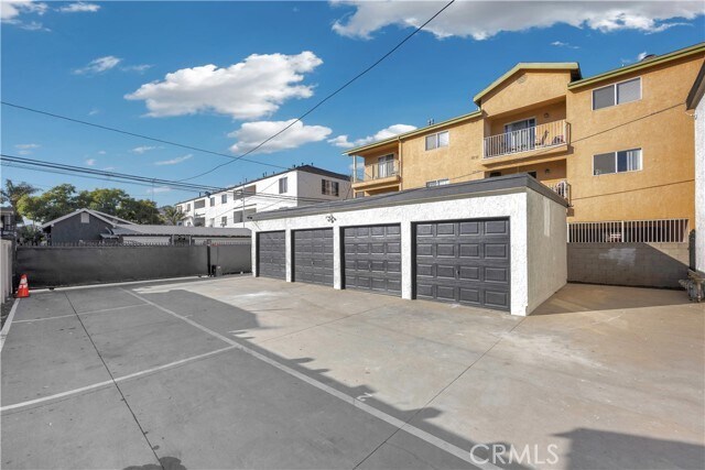 Building Photo - 1075 Molino Ave