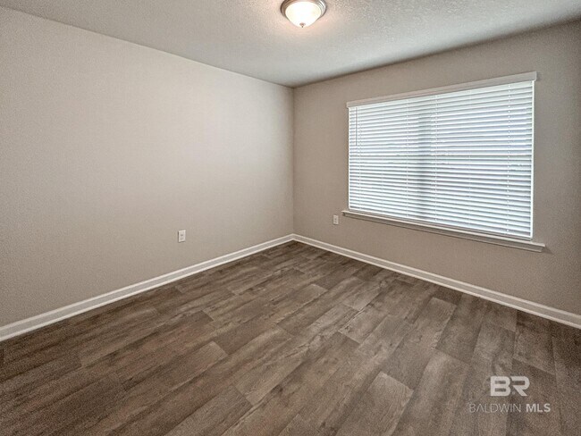Building Photo - 23216 Shadowridge Dr