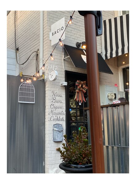 BACIO RESTAURANT - 52 T St NW