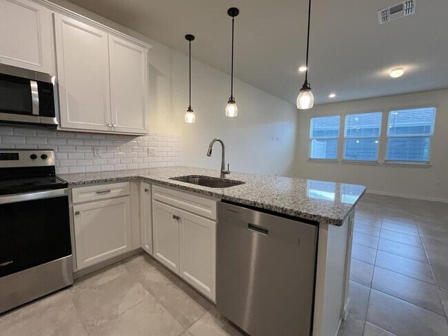 Building Photo - 14261 Sapelo Beach Dr