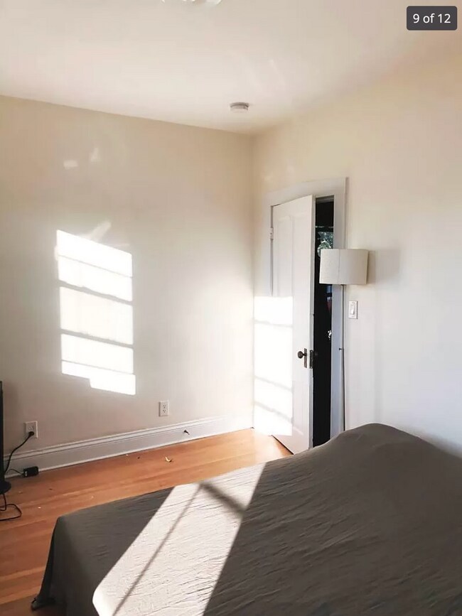 Building Photo - 117 Clay St