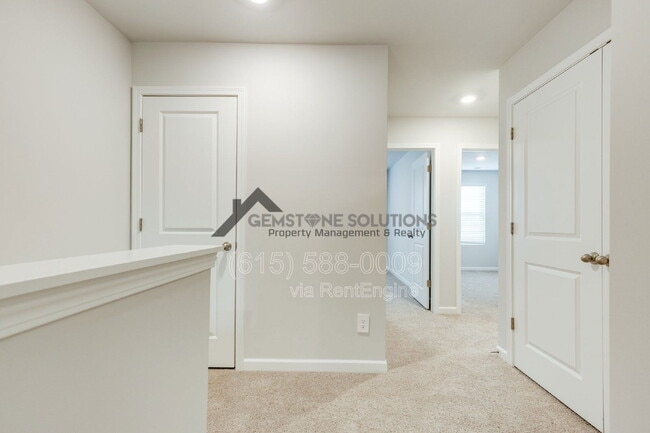 Building Photo - 4208 Oswin Dr