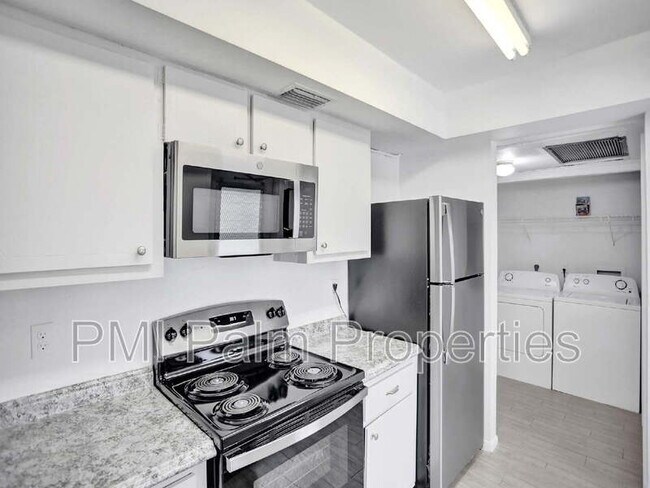 Building Photo - 10193 N Military Trl
