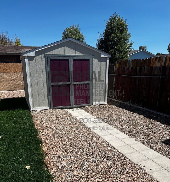 Building Photo - 2914 Acero Ave