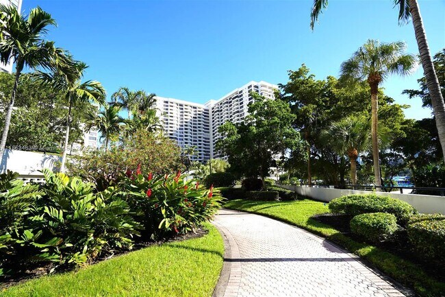 Building Photo - 600 Three Islands Boulevard