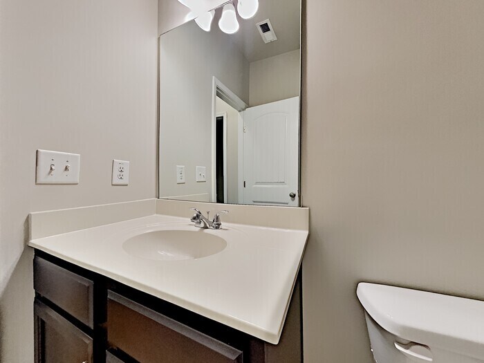 Building Photo - 385 Yasmine Cove