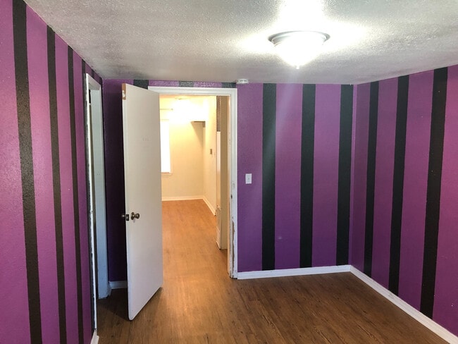 Building Photo - 1506 Ivory St