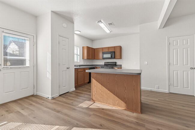 Building Photo - 18743 S Lyford Dr