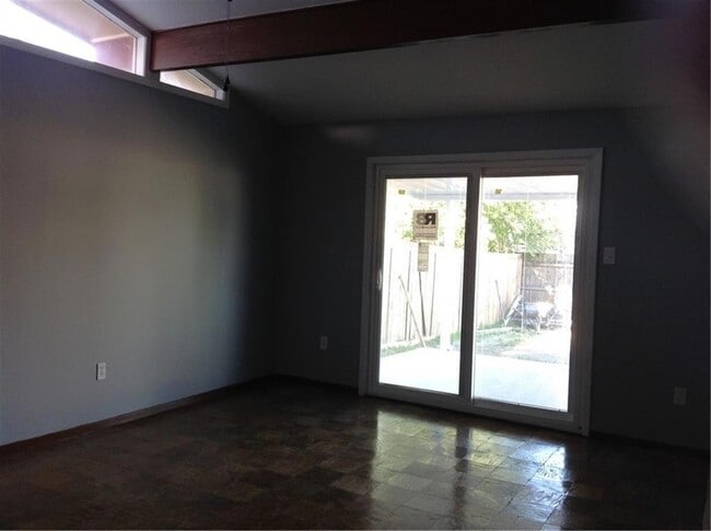 Building Photo - 5801 Rosalie Ct