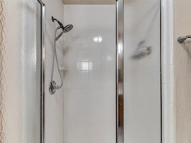 Building Photo - 4012 Morning Star Dr