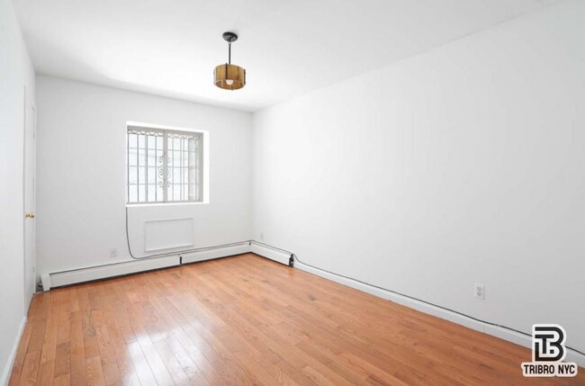 Primary Photo - 4 bedroom in Brooklyn NY 11207