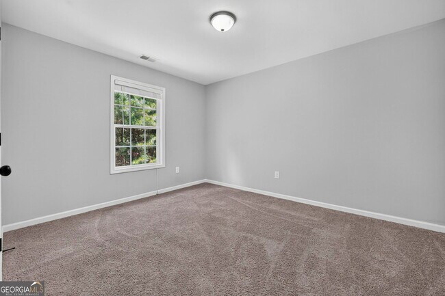 Building Photo - 1849 Blackstone Way