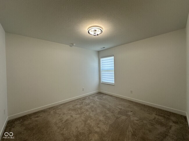 Building Photo - 5730 Fire Opal Wy