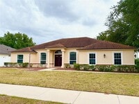 Building Photo - 1601 Silhouette Dr