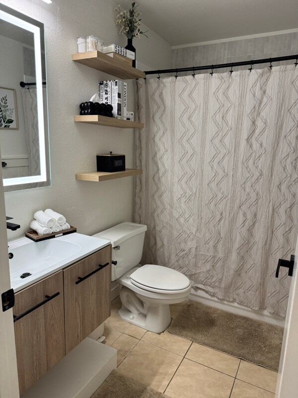 Building Photo - 92-1200-1200 Palahia St