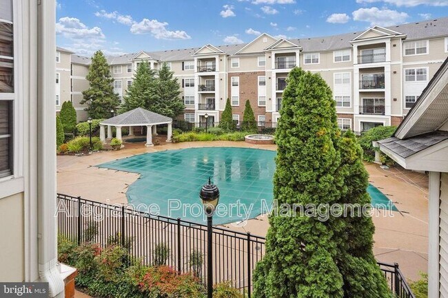 Building Photo - 12929 Centre Park Cir