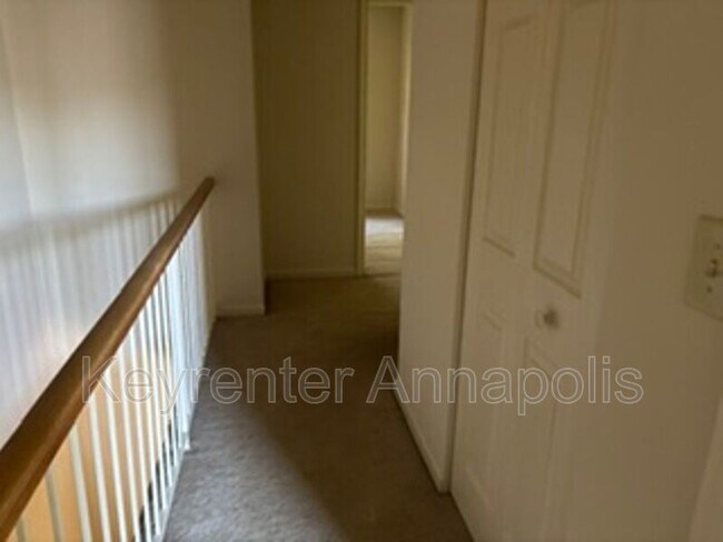 Building Photo - 1104 Wickford Ct