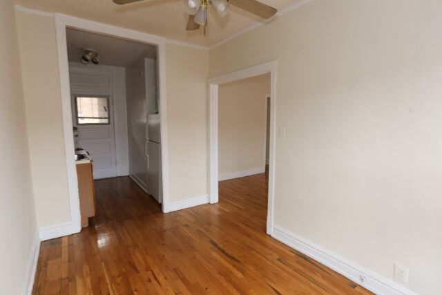 Building Photo - 629 W Cornelia Ave