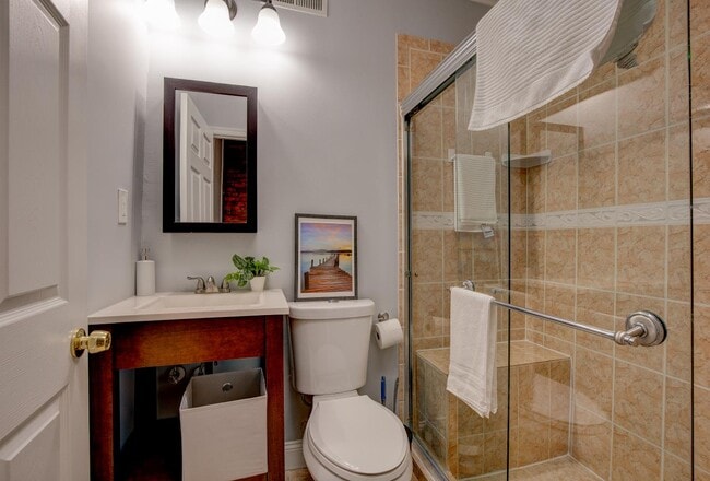 Building Photo - 141 N Patterson Park Ave