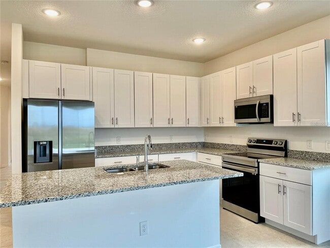 Building Photo - 2334 White Cedar Wy