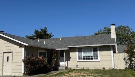 Building Photo - 7415 Circle Dr