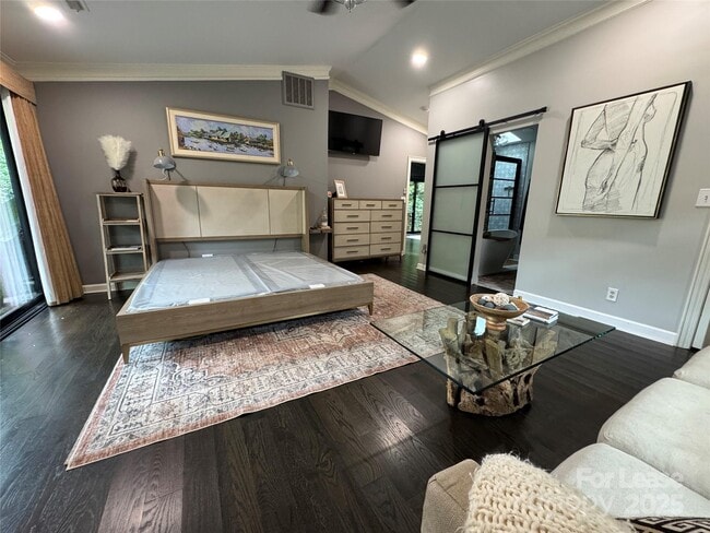 Building Photo - 210 Hargett Ct