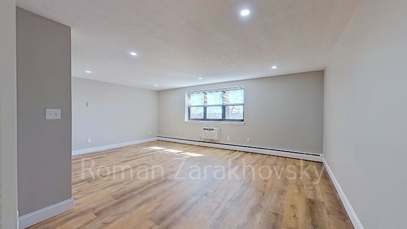 Building Photo - 77 Mason Terrace