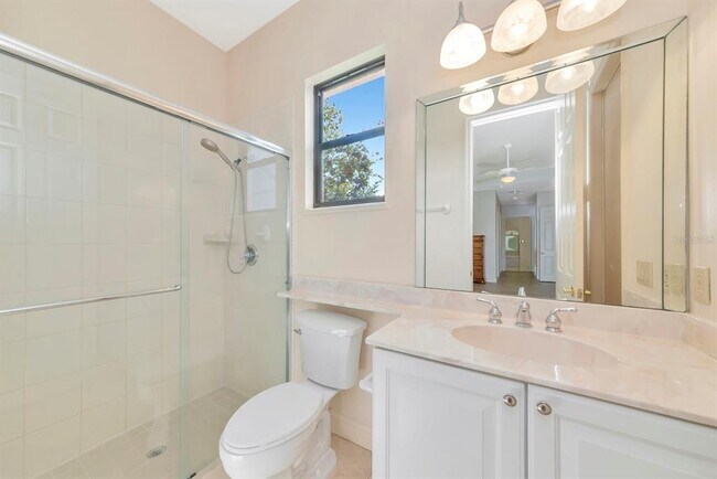 Building Photo - 2012 Island Estates Dr
