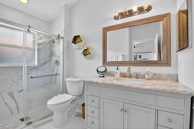 Building Photo - 1866 Capeside Cir