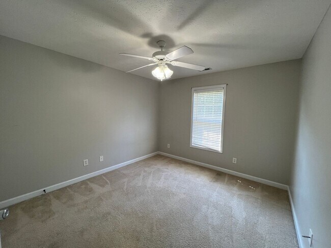 Building Photo - Gorgeous Westgate Home with Access to Community Amenities