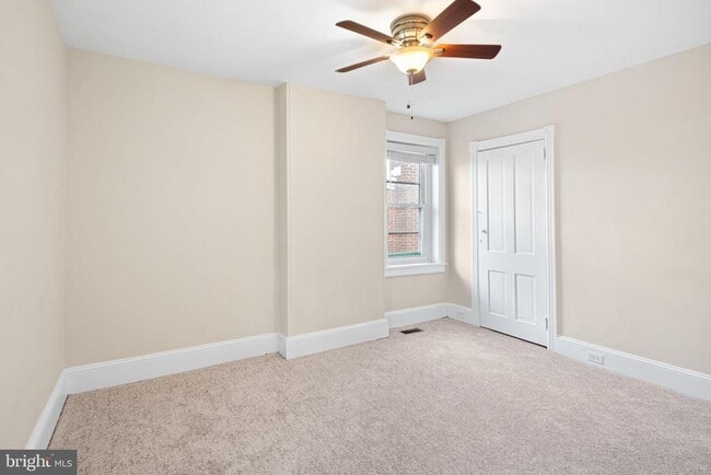 Building Photo - 232 Buchanan St