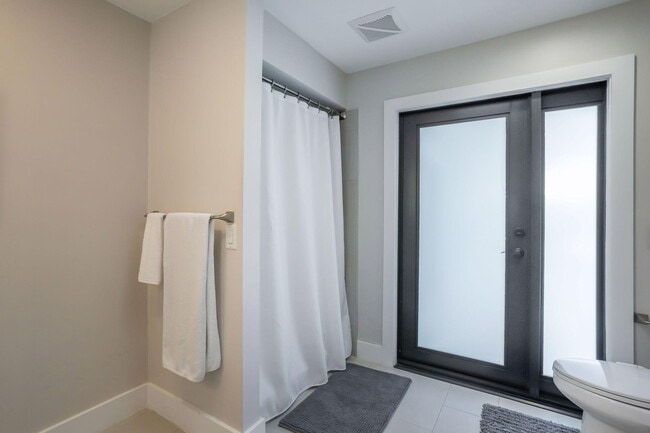 Building Photo - 2903 Banyan Blvd Cir NW