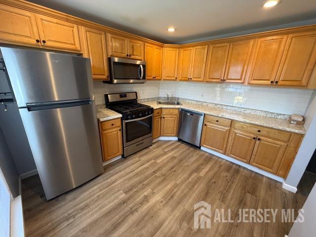 Building Photo - 253 Bromley Pl