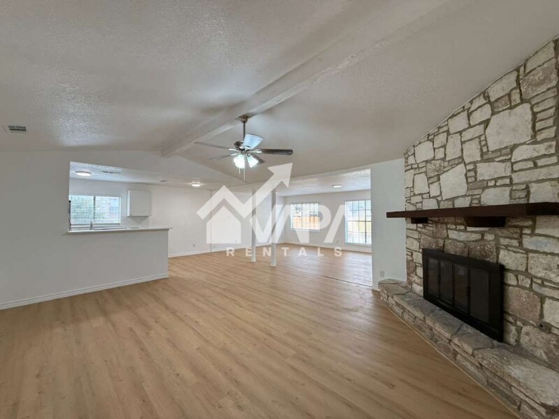 Building Photo - 222 Kerry Brook Dr