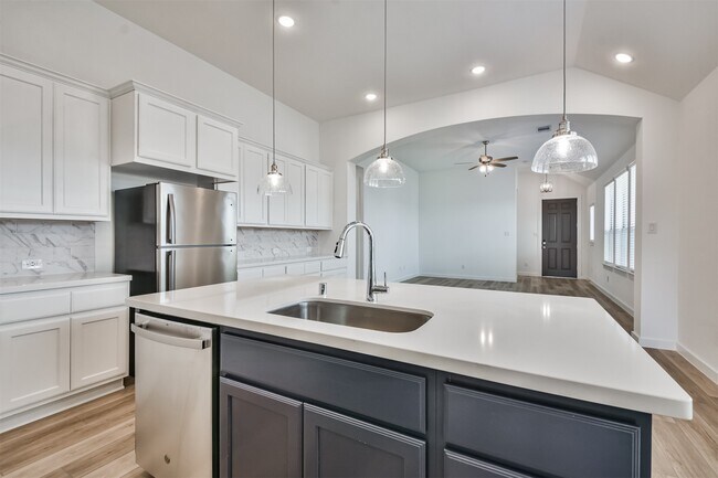 Building Photo - 508 Chestnut Reef Ct