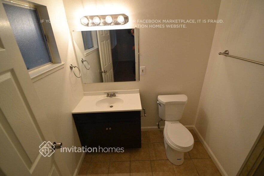 Building Photo - 6837 9th Ave