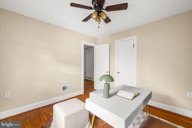 Building Photo - 312 Shawnee Ave