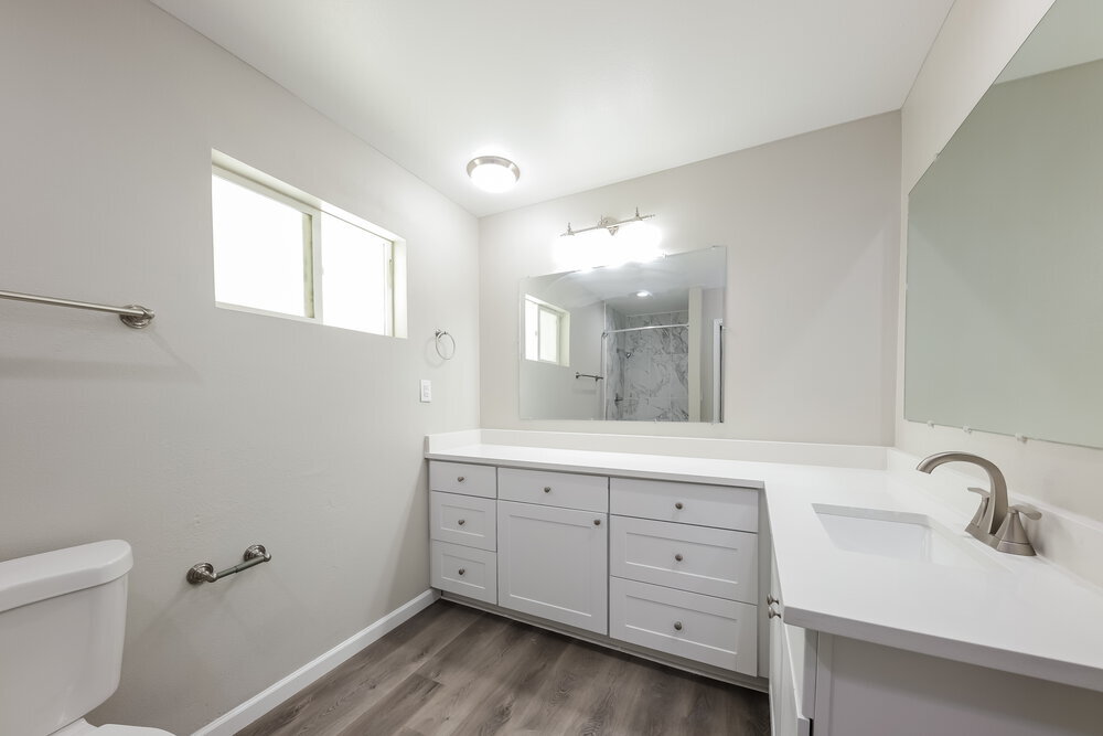 Building Photo - 14009 N 42nd Dr