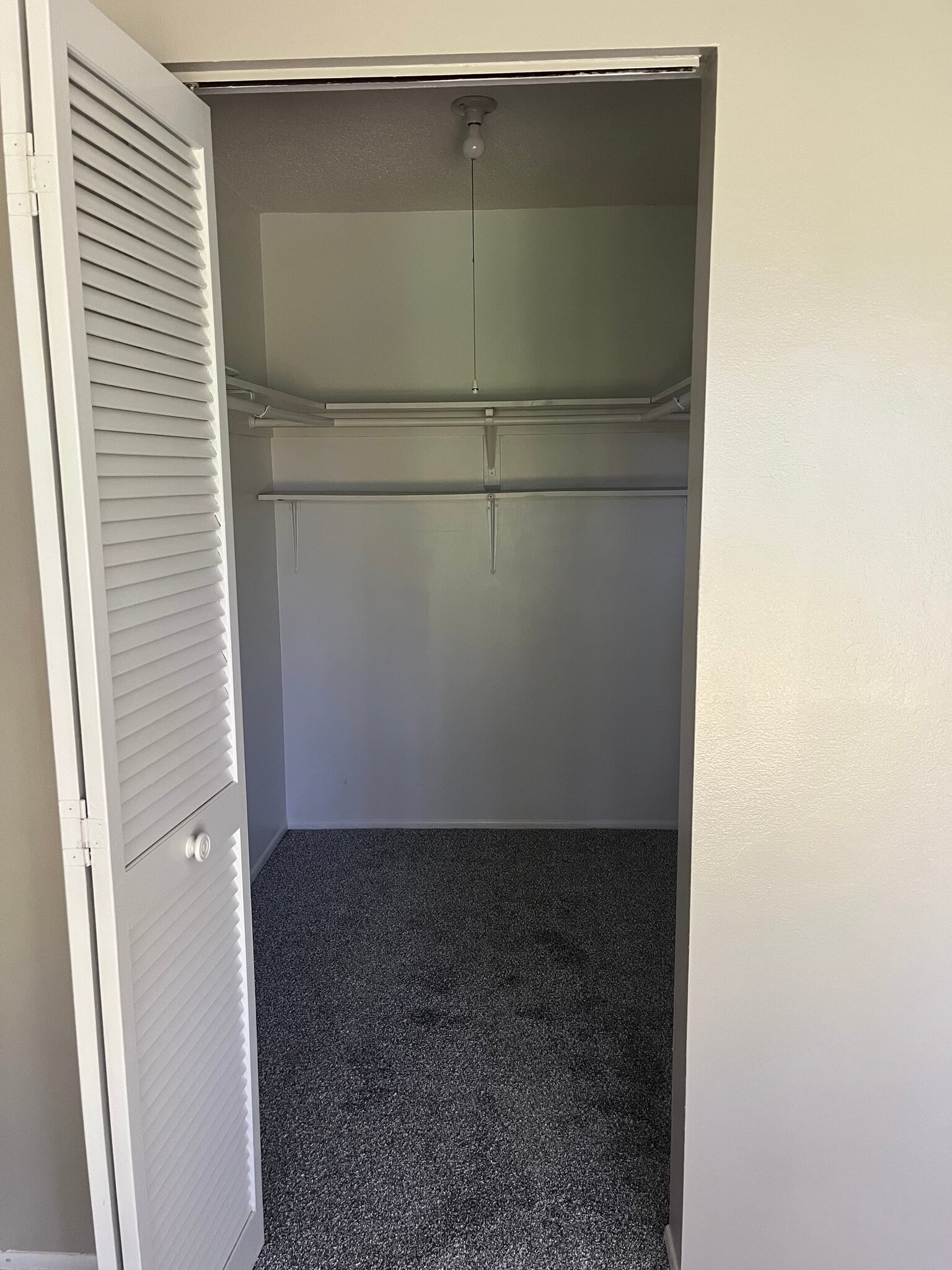 Building Photo - 2504 Bogey Ln