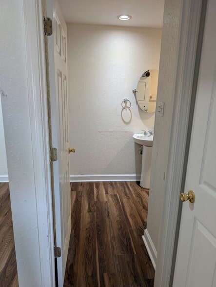 Bathroom hallway - 8472 Glen Meadow Ln
