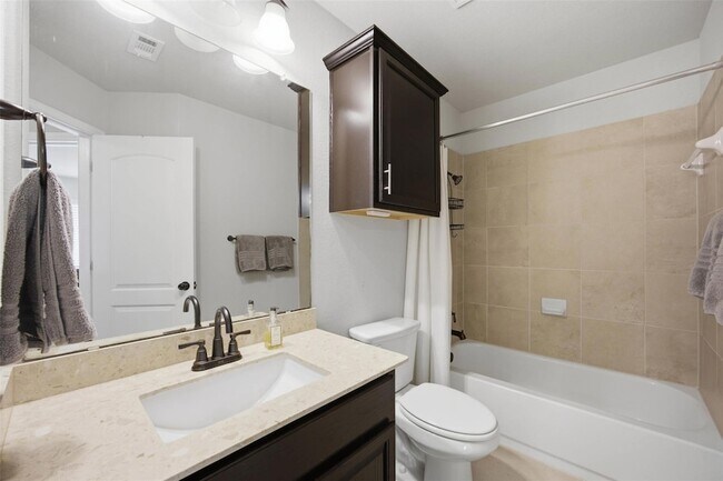 Building Photo - 328 Rock Mill Loop