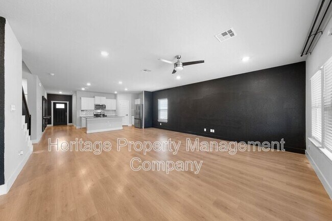 Building Photo - 4534 Lampasas Flts
