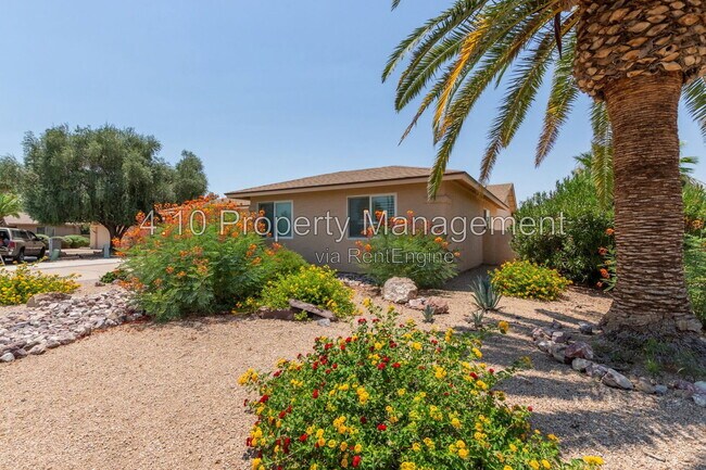 Building Photo - 26002 S La Cite Dr