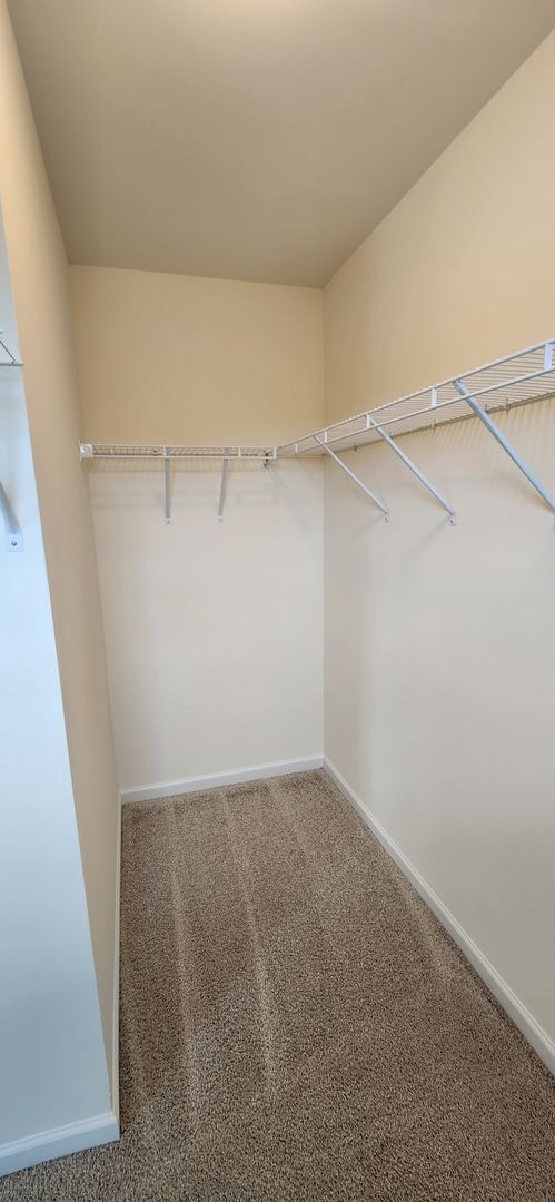 Building Photo - 3BR, 2.5 BA in Hazelwood Subdivision