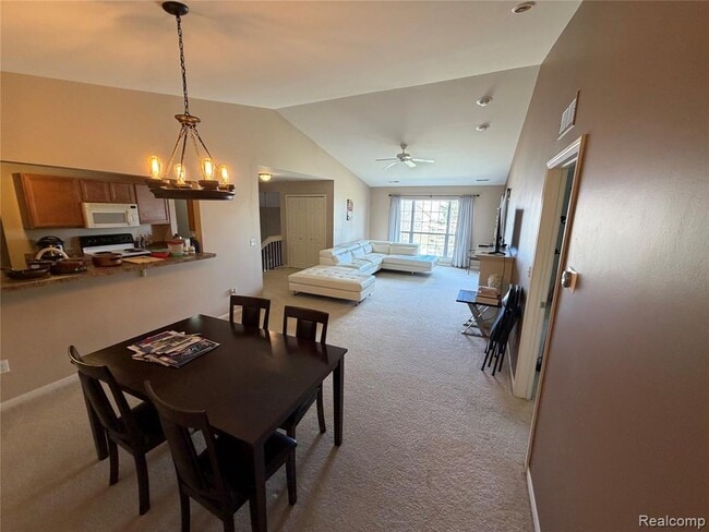 Building Photo - 16751 Carriage Wy