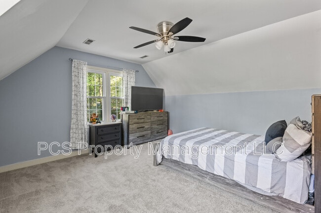 Building Photo - 12605 Jolly Pl