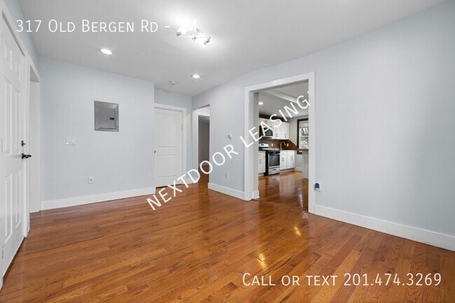 Building Photo - 317 Old Bergen Rd