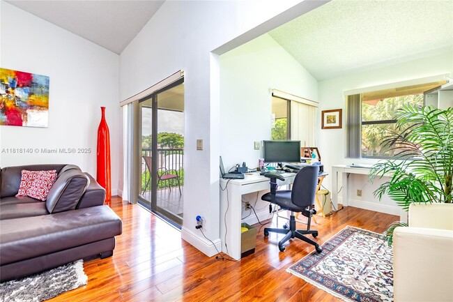 Building Photo - 1412 Congressional Way