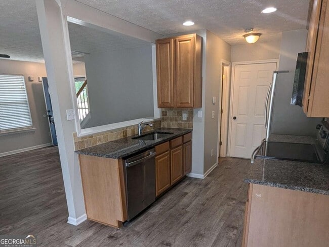 Building Photo - 5710 Ridge Stone Way