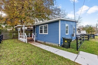 Building Photo - 4126 Paladino St